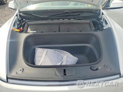 Zdjęcie 11 z 12 samochodu: 2026 TESLA MODEL Y VIN:7SAYGDEE3TF657958 - miniatura