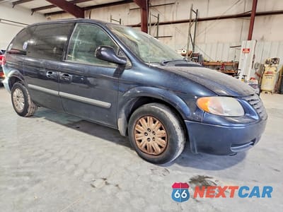 Czwarte zdjęcie samochodu z boku: 2007 CHRYSLER TOWN & COUNTRY LX VIN:1A4GJ45R57B248263 - miniatura