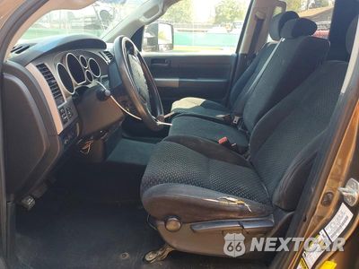 Zdjęcie 7 z 12 samochodu: 2012 TOYOTA TUNDRA DOUBLE CAB SR5 VIN:5TFCY5F14CX012845 - miniatura