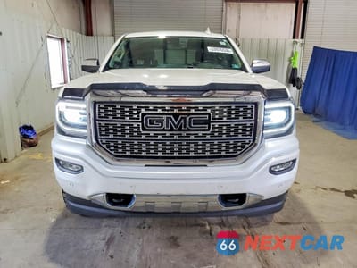 Piąte zdjęcie samochodu w środku: 2018 GMC SIERRA K1500 DENALI VIN:3GTU2PEJ3JG337412 - miniatura
