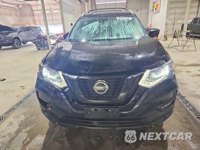 Piąte zdjęcie samochodu w środku: 2018 NISSAN ROGUE SL VIN:5N1AT2MV4JC842008 - miniatura