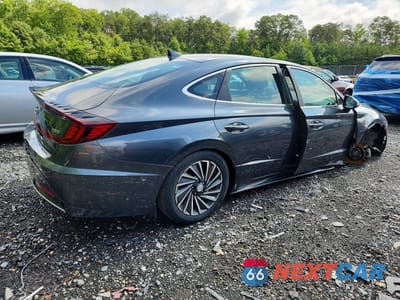 Trzecie zdjęcie samochodu z tyłu: 2022 HYUNDAI SONATA HYBRID SEL VIN:KMHL34JJXNA052638 - miniatura