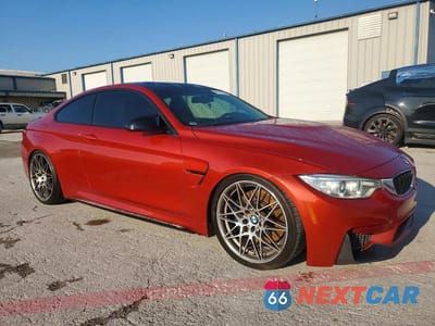 Czwarte zdjęcie samochodu z boku: 2017 BMW M4 VIN:WBS3R9C57HK709337 - miniatura