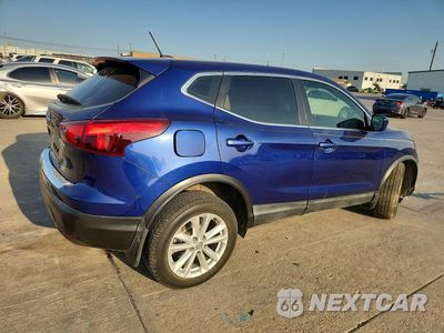 Trzecie zdjęcie samochodu z tyłu: 2018 NISSAN ROGUE SPORT S VIN:JN1BJ1CPXJW194042 - miniatura