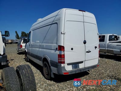 Drugie zdjęcie samochodu z przodu: 2015 FREIGHTLINER SPRINTER 2500 REFRIGERATED DELIVERY VAN VIN:WDYPE7CC5F5974751 - miniatura