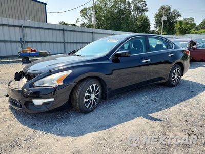 2015 NISSAN ALTIMA 2.5 S 1N4AL3AP8FC585917 - główne zdjęcie licytacji z USA - miniatura