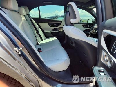 Zdjęcie 10 z 12 samochodu: 2026 MERCEDES-BENZ C 300 VIN:W1KAF4GB0TR311029 - miniatura