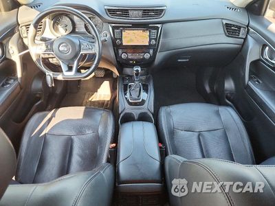 Zdjęcie 8 z 13 samochodu: 2019 NISSAN ROGUE SL VIN:5N1AT2MV7KC718560 - miniatura