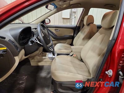Zdjęcie 7 z 13 samochodu: 2009 HYUNDAI ELANTRA GLS VIN:KMHDU46D29U790216 - miniatura