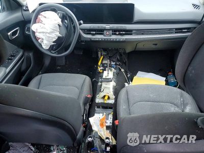 Zdjęcie 8 z 12 samochodu: 2025 KIA K4 LXS VIN:3KPFT4DEXSE009779 - miniatura