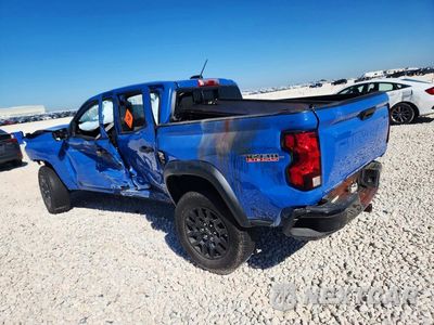 Drugie zdjęcie samochodu z przodu: 2025 CHEVROLET COLORADO TRAIL BOSS VIN:1GCPTEEK2S1138942 - miniatura