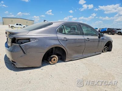 Trzecie zdjęcie samochodu z tyłu: 2020 TOYOTA CAMRY SE VIN:4T1G11AK0LU352411 - miniatura