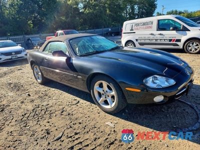 Czwarte zdjęcie samochodu z boku: 2002 JAGUAR XK8 VIN:SAJDA42C42NA25782 - miniatura