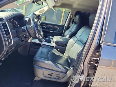 Zdjęcie 7 z 12 samochodu: 2018 RAM 1500 LARAMIE VIN:1C6RR6NT0JS168298 - miniatura