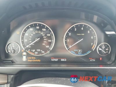 Zdjęcie 9 z 13 samochodu: 2016 BMW X5 XDR40E VIN:5UXKT0C55G0S78375 - miniatura