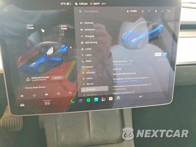 Zdjęcie 9 z 12 samochodu: 2025 TESLA MODEL Y VIN:7SAYGDED5SF253436 - miniatura