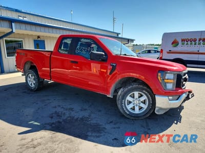 Czwarte zdjęcie samochodu z boku: 2023 FORD F150 SUPER CAB VIN:1FTEX1EP9PKD99759 - miniatura
