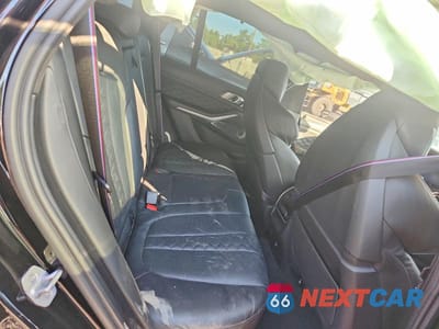 Zdjęcie 11 z 14 samochodu: 2023 BMW X5 M VIN:5YMJU0C08P9R25482 - miniatura