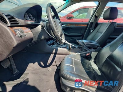 Zdjęcie 7 z 13 samochodu: 2004 BMW 330 XI VIN:WBAEW53404PN36277 - miniatura
