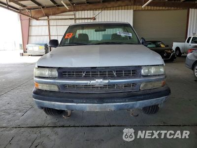 Piąte zdjęcie samochodu w środku: 2000 CHEVROLET SILVERADO C1500 VIN:1GCEC14W1YE343366 - miniatura
