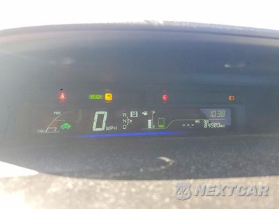 Zdjęcie 9 z 12 samochodu: 2014 TOYOTA PRIUS V THREE VIN:JTDZN3EUXEJ011742 - miniatura