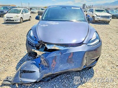 Piąte zdjęcie samochodu w środku: 2023 TESLA MODEL Y VIN:7SAYGDEE7PF829723 - miniatura
