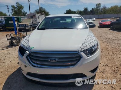 Piąte zdjęcie samochodu w środku: 2017 FORD TAURUS SE VIN:1FAHP2D89HG133424 - miniatura