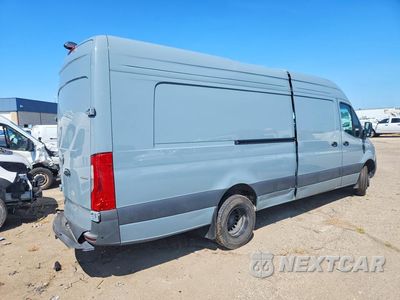 Trzecie zdjęcie samochodu z tyłu: 2024 MERCEDES-BENZ SPRINTER 4500 DELIVERY VAN VIN:W1Y9ND3Y5RT176759 - miniatura