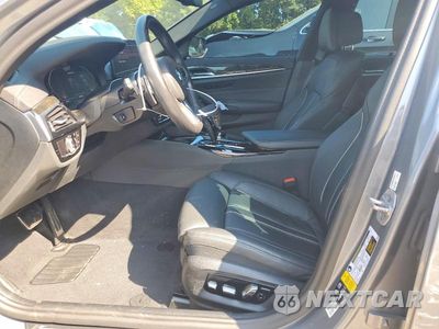Zdjęcie 7 z 12 samochodu: 2023 BMW M550XI VIN:WBA13BK0XPCN82828 - miniatura