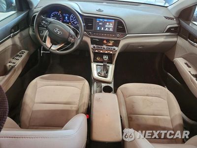 Zdjęcie 8 z 13 samochodu: 2020 HYUNDAI ELANTRA SEL VIN:5NPD84LF4LH513230 - miniatura