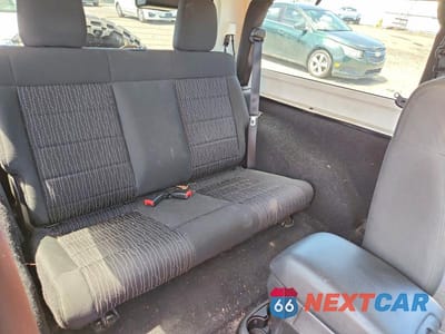 Zdjęcie 10 z 13 samochodu: 2012 JEEP WRANGLER RUBICON VIN:1C4BJWCG0CL227127 - miniatura