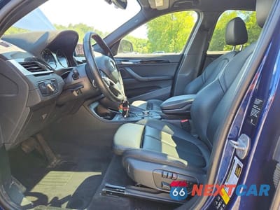 Zdjęcie 7 z 13 samochodu: 2020 BMW X1 XDRIVE28I VIN:WBXJG9C05L5P84640 - miniatura