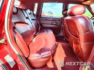 Zdjęcie 10 z 12 samochodu: 1997 LINCOLN TOWN CAR SIGNATURE VIN:1LNLM82W1VY753378 - miniatura