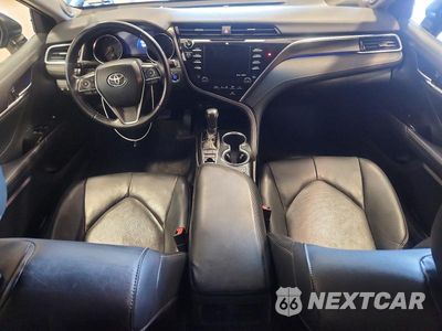 Zdjęcie 8 z 12 samochodu: 2018 TOYOTA CAMRY XSE VIN:4T1B61HK9JU010549 - miniatura