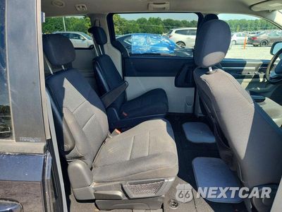 Zdjęcie 11 z 13 samochodu: 2010 DODGE GRAND CARAVAN SE VIN:2D4RN4DE6AR144006 - miniatura