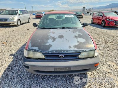 Piąte zdjęcie samochodu w środku: 1994 TOYOTA COROLLA DX VIN:JT2AE09B1R0053645 - miniatura