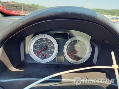 Zdjęcie 10 z 13 samochodu: 2013 VOLVO C70 T5 VIN:YV1672MC5DJ142201 - miniatura