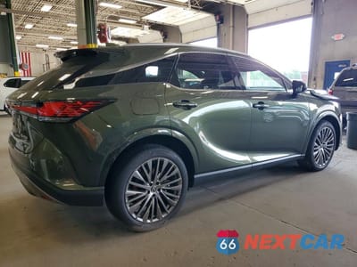 Trzecie zdjęcie samochodu z tyłu: 2025 LEXUS RX 450H+ LUXURY VIN:JTJCJMGA3S2027066 - miniatura