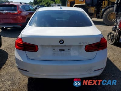 Zdjęcie 6 z 12 samochodu: 2017 BMW 320 I VIN:WBA8E1G59HNU14479 - miniatura