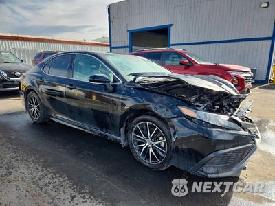 Czwarte zdjęcie samochodu z boku: 2023 TOYOTA CAMRY SE VIN:4T1G31AKXPU617075 - miniatura