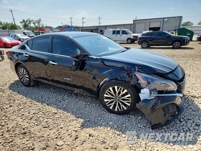 Czwarte zdjęcie samochodu z boku: 2025 NISSAN ALTIMA SV VIN:1N4BL4DV0SN306608 - miniatura