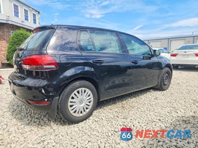Trzecie zdjęcie samochodu z tyłu: 2013 VOLKSWAGEN GOLF VIN:WVWDB7AJ4DW138039 - miniatura