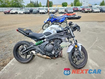 2015 KAWASAKI EX650 F JKAEXEF16FDA22680 - główne zdjęcie licytacji z USA - miniatura