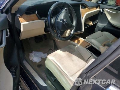 Zdjęcie 8 z 12 samochodu: 2018 TESLA MODEL S VIN:5YJSA1E21JF262358 - miniatura