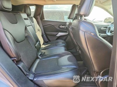 Zdjęcie 10 z 13 samochodu: 2018 JEEP CHEROKEE LATITUDE PLUS VIN:1C4PJMLB4JD571453 - miniatura