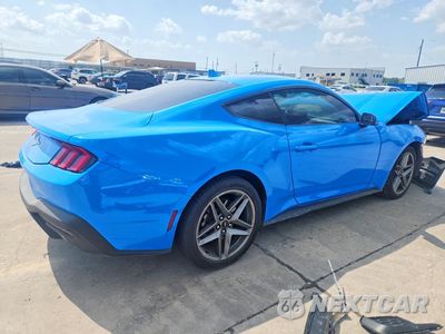 Trzecie zdjęcie samochodu z tyłu: 2025 FORD MUSTANG VIN:1FA6P8TH5S5109281 - miniatura