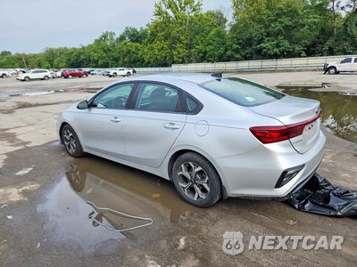 Drugie zdjęcie samochodu z przodu: 2020 KIA FORTE LXS VIN:3KPF24AD1LE157559 - miniatura