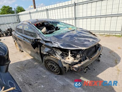 Czwarte zdjęcie samochodu z boku: 2012 HYUNDAI ELANTRA GLS VIN:KMHDH4AEXCU220699 - miniatura