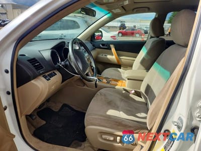 Zdjęcie 7 z 13 samochodu: 2008 TOYOTA HIGHLANDER HYBRID VIN:JTEEW41A882002738 - miniatura