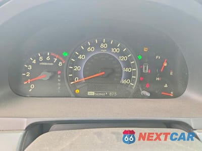 Zdjęcie 9 z 13 samochodu: 2005 HONDA ODYSSEY TOURING VIN:5FNRL38885B107221 - miniatura